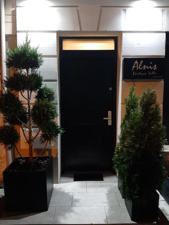 Alnis Boutique Villa コンスタンツァ エクステリア 写真