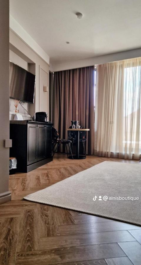 Alnis Boutique Villa コンスタンツァ エクステリア 写真